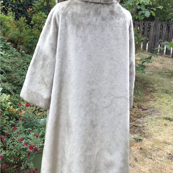 Vintage 1950/60’s Faux Beaver Coat - Picture 4 of 5